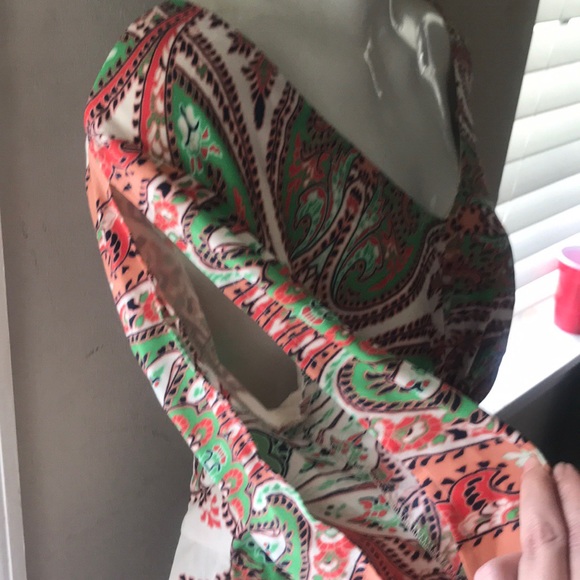 FILTRE PAISLEY COLD SHOULDER ROMPER, large, new with tags! - Picture 4 of 6